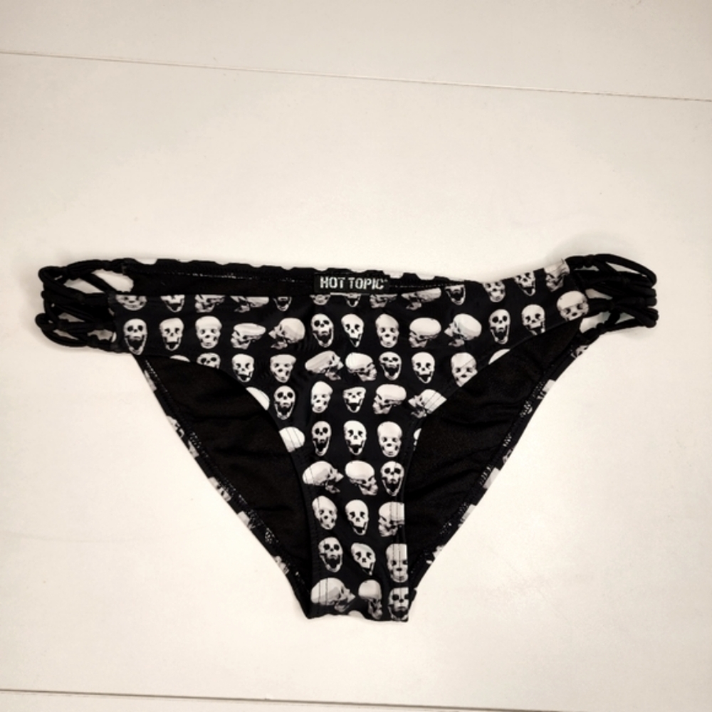 Vintage Hot Topic Skull Bikini Bottoms Sz XL